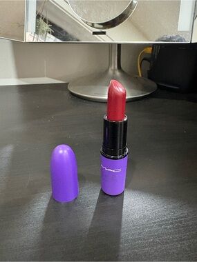 MAC Cosmetics Selena Lipstick in Dreaming Of You